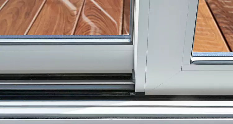 Patio Doors Leaking Water Issue Repair Services in Jacksonville, FL