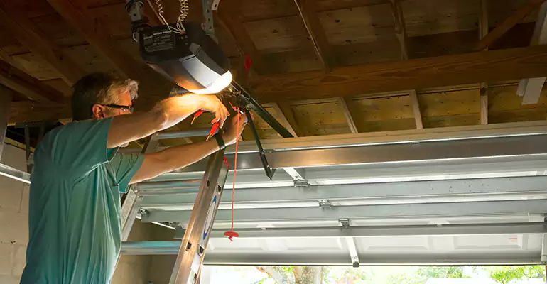 Chamberlain Garage Door Repair in Jacksonville, FL
