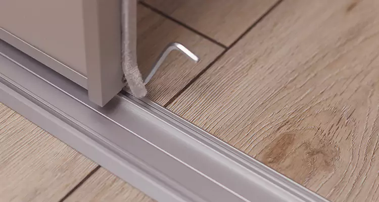 Squeaky Sliding Door Repair in Jacksonville, FL