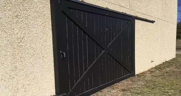 Sliding Barn Door Stuck Maintenance in Jacksonville, FL